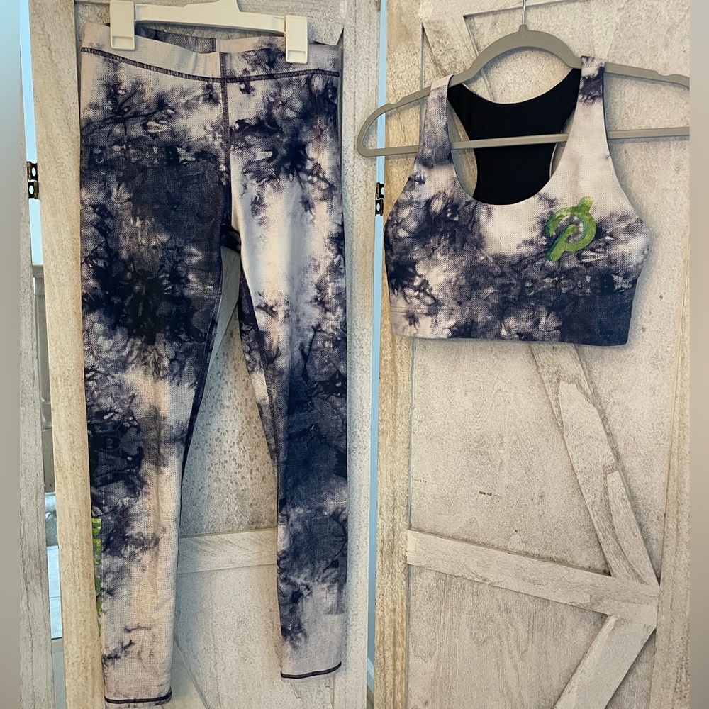 Terez Peloton Tie dye Blue Green Bra and Leggings Set Women’s size small medium